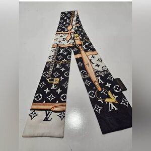 Louis Vuitton Bandeau Twilly Monogram Confidential 💝